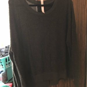 light fit grey sweater